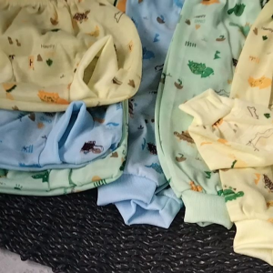 promo paket hemat pakaian bayi 18 pcs +tas jumbo&gendongan