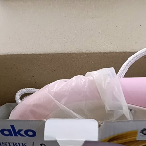 Setrika Listrik Miyako: Berkualitas & Mudah Digunakan