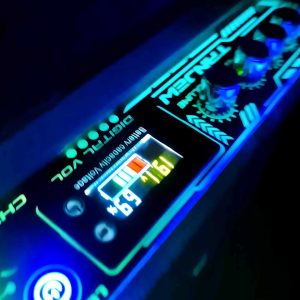 ลำโพงบลูทูธ 2.1 200W  ซับ6.5 hk100w กลาง aura3นิ้ว แหลมม2นิ้ว hk