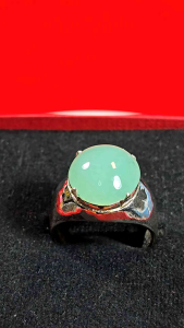 แหวนเงิน92.5แท้หัวแหวนเป็นหยกพม่าType A size60