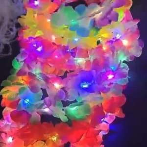 LED Hawaiian Led Headband Artificial Flowrler Crown ( RANDOM COLOR)
