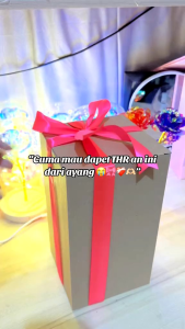 Bunga Mawar Artificial & Lampu Hias Aesthetic: Kado untuk Ulang Tahun, Anniversary, dan Wisuda