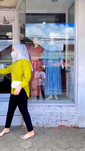 Kemeja Zara Katun Poplin Wanita