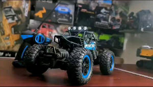 RC Rock clawler offroad rc mobil  gunung 4 wd monster body kokoh