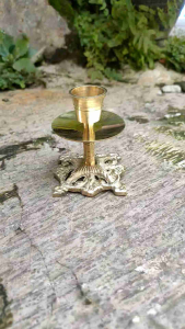 Tempat Lilin Kuningan Cabang Motif Karawang Ukir 1 Pcs