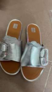 🔥Dép fitflop quai ngang khóa vuông