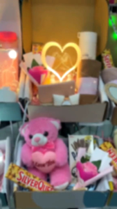 READY HADIAH UNTUK CEWEK Aesthetic Hadiah untuk Ulang tahun/ Aniverrsary wisuda wedding pernikahan/Enegment paket lengkap komplit murahh spesial