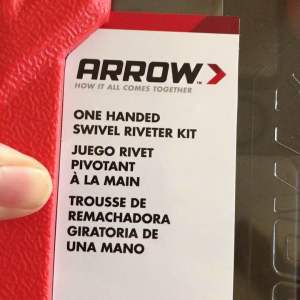 Arrow 1-Handed Swivel Riveter Kit