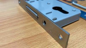 BODY KUNCI PINTU SLIDING / BODY KUNCI PINTU GESER / KUNCI PINTU SLIDING KAIT