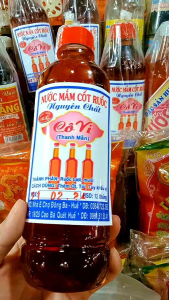 Nước mắm cốt nguyên chất Cô Vi đặc biệt loại 500ml đặc sản Huế giá tốt