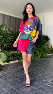 ชุดเซ็ท 2ชิ้น  เสื้อคอกลมทรงหลวม พิมพ์ลาย และเจ้าเสือน้อยน่ารักแบบสุดๆ ใส่หลวมๆ ชิลล์ๆ  สบายๆ คร้าา  มาพร้อมกางเกงทรงวอมล์ เอวสม็อค ขาสั้นงาน Order พิมพ์ลายหน้า/ หลังเริ่ด อย่างดี ️️ ใส่สบาย มว้ากกกกกกกกก  ** ใส่เดินทาง ขึ้นเครื่อง หรือออกกำลังกาย So Cute