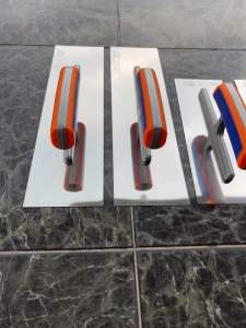 Dao Trét Bột Sơn Nước Thép Mạ Hợp Kim Tay Cầm Nhựa 4 Sice 25273035Cm