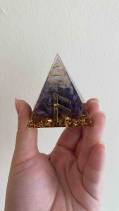 Piramid Orgonit Rune Utusan Messenger Rune Orgonite Pyramid 信使符文奥根金字塔