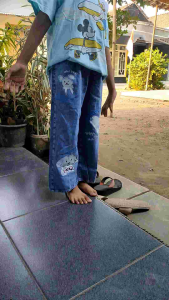 Celana kulot Fashion import anak perempuan 2-12 Tahun bahan Jeans Premium