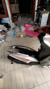 Bodi set mio sporty silver untuk keteran di deskripsi