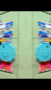 balon cabutan berhadiah kotak makan panjang