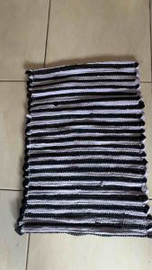 Keset tenun menyerap air keset kamar mandi