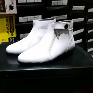 Sepatu Boots Anak Perempuan Kulit Putih / Hak rendah Model resleting 6 inch ( Usia 3 - 9 tahun )
