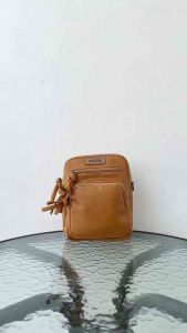 WINDIA Tas Selempang Wanita Almaira Bahan Kulit PU Leather Tali Adjustable