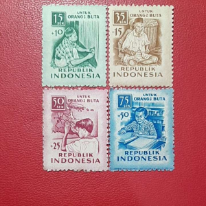 Prangko Indonesia klasik Koleksi Kuno 4 Pcs Seri Untuk Orang Buta Tahun 1956 UN USED