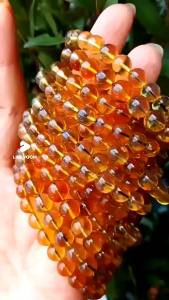 ก-2 กำไลอำพันพม่า ฟอสซิลยางไม้กลายเป็นหินธรรมชาติจากประเทศพม่า เมืองคะฉิ่ง (Myanmar Amber)อำพันแท้100%  ขนาด  7.5mm 5.6g 16cm