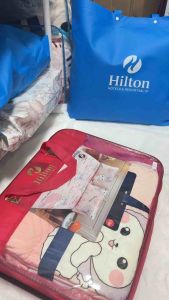 ชุดเครื่องนอนครบเซ็ต ใยไหมน้ำแข็ง❄️Hilton นุ่ม ลื่น เย็น (ผ้าห่ม1 ผืน +ผ้าปู 1 ชิ้น+ปอกหมอน 2 ใบ)