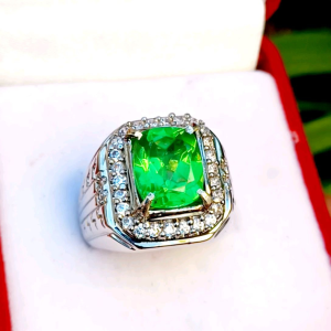 CINCIN BATU GREEN MOLDAVITE HIGH QUALITY