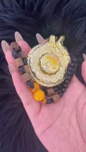 HỘP QUẸT BẬT LỬA ĐẦU RỒNG CON QUAY GA KHÒ TẶNG KÈM VÒNG ĐEO THIẾT KẾ SANG TRỌNG