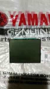 Spedometer Motor Bekas: Memilih LCD Spedometer Berkualitas\\n\\nSpedometer motor adalah komponen penting yang memberikan informasi kecepatan dan jarak tempuh kendaraan. Saat ini, banyak pilihan spedometer motor bekas yang tersedia di pasaran, termasuk spedometer dengan layar LCD. Namun, bagaimana cara memilih spedometer motor bekas yang berkualitas? Mari kita bahas lebih lanjut.\\n\\n Mengenal Spedometer Original Freego\\n\\nSpedometer original Freego adalah salah satu produk spedometer berkualitas yang dirancang khusus untuk motor Yamaha Freego. Spedometer ini memiliki beberapa kelebihan dibandingkan dengan spedometer non-original:\\n\\n- **Kelebihan Spedometer Original Yamaha Freego**\\n\\n - Desain yang sesuai dengan motor Yamaha Freego\\n - Penggunaan bahan berkualitas tinggi\\n - Akurasi pengukuran yang tinggi\\n - Garansi resmi dari Yamaha\\n\\n- **Perbedaan Spedometer Original & Non-Original**\\n\\n - Desain: Spedometer original Freego dirancang khusus untuk motor Yamaha Freego, sementara spedometer non-original mungkin memiliki desain yang tidak sesuai atau bahkan meniru desain original.\\n - Bahan: Spedometer original menggunakan bahan berkualitas tinggi, sedangkan spedometer non-original mungkin menggunakan bahan yang lebih murah.\\n - Akurasi: Spedometer original memiliki akurasi pengukuran yang tinggi, sementara spedometer non-original mungkin memiliki akurasi yang kurang baik.\\n - Garansi: Spedometer original memiliki garansi resmi dari Yamaha, sementara spedometer non-original mungkin tidak memiliki garansi.\\n\\n Tips Memilih LCD Speedometer Motor\\n\\nBerikut adalah beberapa tips memilih LCD speedometer motor yang berkualitas:\\n\\n- **Cara Mengetahui Kualitas Spedometer Motor Bekas**\\n\\n - Periksa kondisi fisik spedometer: pastikan tidak ada kerusakan atau cacat pada layar LCD atau casing spedometer.\\n - Periksa fungsi spedometer: pastikan spedometer dapat bekerja dengan baik dan memberikan informasi yang akurat.\\n - Periksa garansi: pastikan spedometer memiliki garansi yang masih berlaku.\\n\\n- **Faktor-Faktor yang Mempengaruhi Pemilihan Spedometer Motor**\\n\\n - Keperluan: Pertimbangkan kebutuhan Anda dalam menggunakan spedometer motor, seperti jenis motor yang digunakan, kecepatan maksimum yang sering dicapai, dan sebagainya.\\n - Budget: Tentukan budget yang Anda miliki untuk membeli spedometer motor bekas.\\n - Kualitas: Pilih spedometer motor bekas yang memiliki kualitas yang baik dan sesuai dengan kebutuhan Anda.\\n\\n Cara Mengganti Spedometer Motor Bekas dengan LCD Spedometer Yamaha Freego\\n\\nBerikut adalah langkah-langkah mengganti spedometer motor bekas dengan LCD spedometer Yamaha Freego:\\n\\n- **Langkah-langkah Mengganti Spedometer Motor Bekas**\\n\\n 1. Matikan mesin motor dan cabut kunci kontak.\\n 2. Buka panel depan motor untuk mengakses spedometer lama.\\n 3. Cabut kabel penghubung spedometer lama.\\n 4. Pasang LCD spedometer Yamaha Freego ke posisi yang sama dengan spedometer lama.\\n 5. Hubungkan kabel penghubung LCD spedometer Yamaha Freego.\\n 6. Tutup panel depan motor.\\n\\n- **Perawatan Spedometer Motor Setelah Diganti**\\n\\n - Bersihkan layar LCD secara berkala menggunakan kain lembut.\\n - Jangan biarkan spedometer terkena air atau debu.\\n - Periksa fungsi spedometer secara berkala untuk memastikan kinerja yang baik.\\n\\nDengan memilih spedometer motor bekas yang berkualitas dan melakukan perawatan yang baik, Anda dapat menikmati pengalaman berkendara yang lebih aman dan nyaman.\n}