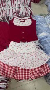 Set thiết kế 3 món đũi thô hoa chân váy tầng có quần kèm khoác tăm