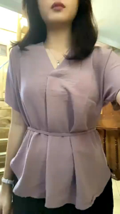 Atasan Naura Crinkle Airflow Premium: Kenyamanan & Keanggunan