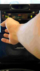 MÁY PHÁT NHẠC LIỀN AMPLY  SANYO .Tính năng CD / TAPE/ AUX 3.5/ RADIO.