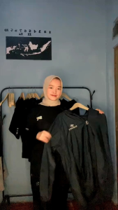 Baju Setelan Olahraga Running Pria 1 Set Kaos dan Celana Lari Runing Bahan Dryfit