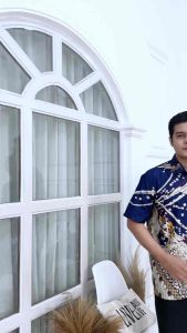 Boutique - Baju Batik Couple Pasangan Hem Pria Dan Blouse Wanita Bahan Katun Model Terbaru 2024