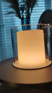 D104 Đèn LED Nến Cảm Ứng trang trí nhà hàng quán coffee Thắp Sáng Không Gian Sống Lãng Mạn. ( cao cấp )