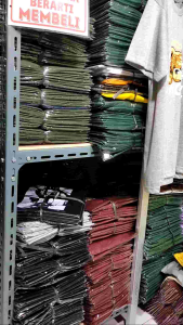 Paket Hemat Kaos Distro Lengan Pendek Pria & Wanita