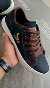 Sepatu sneakers casual pria wanita terbaru l NEXOVER