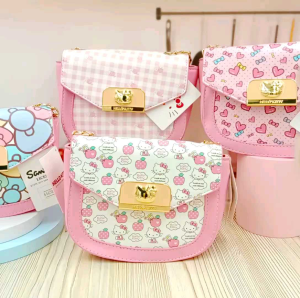 tas selempang hello kitty