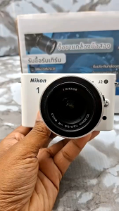กล้องถ่ายรูป Nikon J2  มาพร้อมเลนส์ 10-30 ม