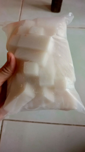 เศษสบู่นมข้าว แท่งเต๋า แพค 500 กรัม