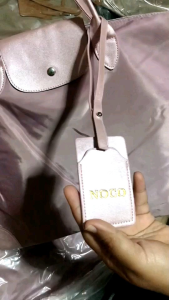 กระเป๋าลอมชอมสะพายข้างกระเป๋าใบใหญ่ ชุดของ จุของได้มากกันน้ำกันฝุ่น ราคาว่า 799.-