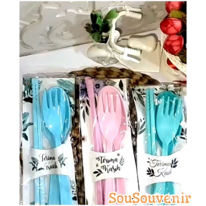 ISI 50 PCS SOUVENIR TRAVEL SET SENDOK- GARPU- SUMPIT KEMAS ALAS KERTAS MODEL BARU