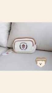 (Hàng auth - Giao Hỏa Tốc) Túi đeo chéo nhiều ngăn đựng thêu hình gấu chất vải kèm móc khóa và dây đeo ttwn bear tg9005