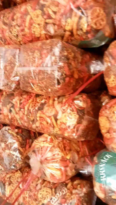 Kue kering seblak campur/kerupuk seblak pedas kemasan 1kg