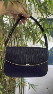 Túi 2hand đeo vai phom mini rất xinh da hai.cẩu cực độc lạ của Nhật - T635