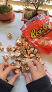 Reeses peanut butter chocolate 297g. BB.07/2026