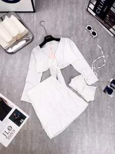 Set bikini đi biển 3 món: áo khoác tay dài loe + áo bra + chân váy