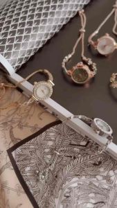 BLING Stylish Dressy Adjustable Chain Bracelet Watch