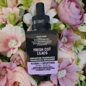 Bath & Body Works WALLFLOWERS REFILL ( 24ml )