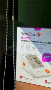 tensi one digital / tensimeter digital / tensi darah digital otomatis / alat ukur tekanan darah